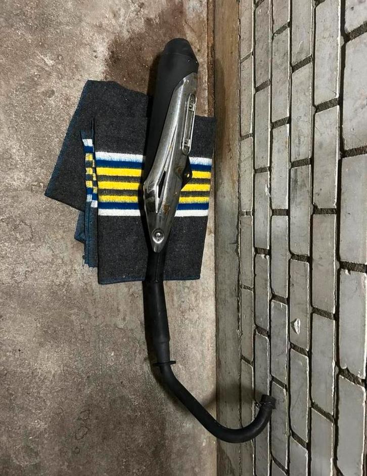 Uitlaat Honda cb125f, Motoren, Onderdelen | Honda, Gebruikt, Ophalen