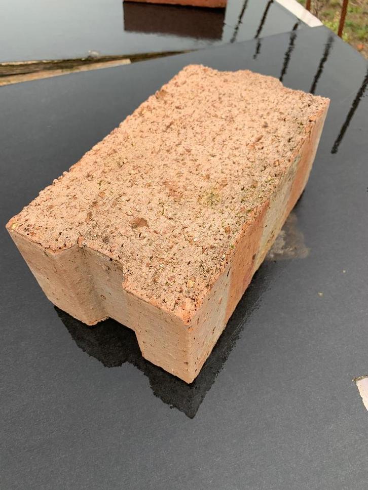 Poriso S140/100 H + D, Doe-het-zelf en Verbouw, Metselstenen, Zo goed als nieuw, Bakstenen, Ophalen