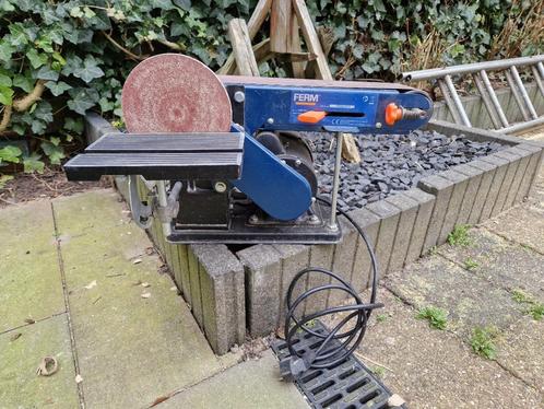 Ferm bandschuurmachine BGM1022, Doe-het-zelf en Verbouw, Gereedschap | Schuurmachines, Zo goed als nieuw, Bandschuurmachine, Minder dan 600 watt