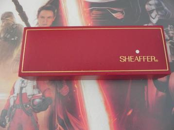 Sheaffer pennenset in een rood doosje. beschikbaar voor biedingen