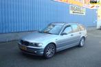 BMW 3-serie Touring 316i Black&Silver II, Achterwielaandrijving, Traction-control, 4 cilinders, Handgeschakeld