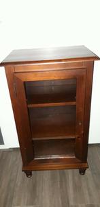 Prachtige Vitrinekast van hout, Huis en Inrichting, Ophalen, 50 tot 100 cm, Minder dan 100 cm, 25 tot 50 cm