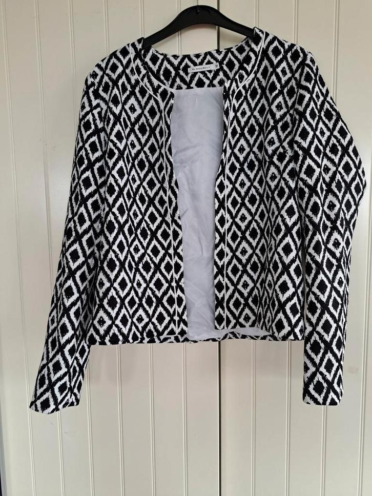 Zwartwitte blazer, mt.M, Kleding | Dames, Jasjes, Kostuums en Pakken, Nieuw, Jasje, Maat 38/40 (M), Overige kleuren, Verzenden