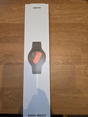 Samsung Galaxy Watch 7 - Nieuw in Verpakking! beschikbaar voor biedingen
