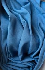 2 verduisterende gordijnen Roobol blauw 320 b x 260 h, Huis en Inrichting, Ophalen, Zo goed als nieuw, 200 cm of meer, 200 cm of meer