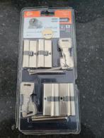 Nieuwe Nemef cilinderslot set, 132/9P-4 stuks, 30/30mm, NF3+, Ophalen of Verzenden, Nieuw, Overige materialen, Slot