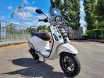 Vespa sprint geel kenteken 45km 2020, Ophalen, Zo goed als nieuw, Benzine, Overige modellen