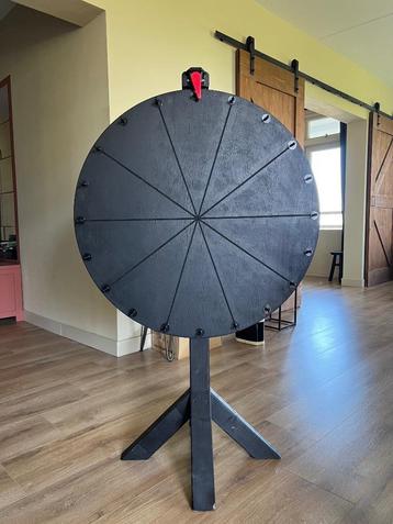  Te koop: Groot houten Rad van Fortuin (Zwart, Ø80cm) beschikbaar voor biedingen