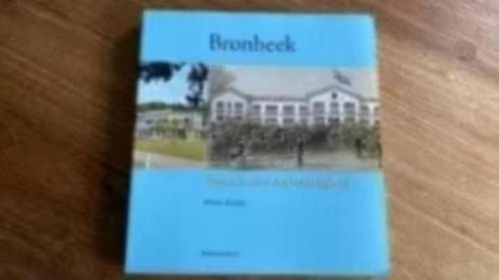 W. Bevaart - Bronbeek. Tempo Doeloe de liefdadigheid, Boeken, Oorlog en Militair, Gelezen, Ophalen of Verzenden