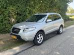 Hyundai Santa Fe 2.7i V6 4WD Style Premium 7p., Auto's, Hyundai, Santa Fe, Gebruikt, Zwart, 2000 kg