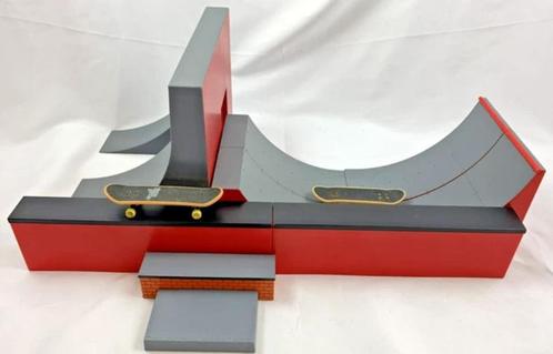 Tech Deck Ryan Sheckler Warehouse 6 Skatepark Skateboard, Verzamelen, Poppetjes en Figuurtjes, Zo goed als nieuw, Verzenden