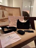 Prada re-edition 2005 Re-Nylon schoudertas, Ophalen of Verzenden, Zo goed als nieuw, Zwart, Overige merken