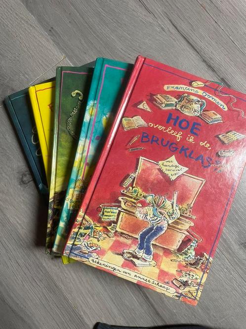Hoe overleef ik......., Boeken, Kinderboeken | Jeugd | onder 10 jaar, Nieuw, Ophalen of Verzenden