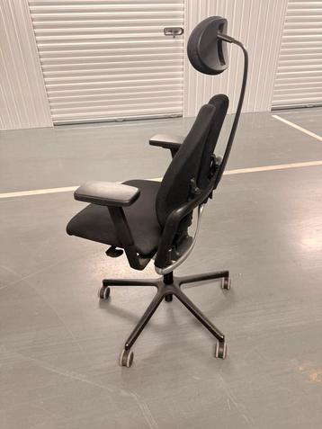Bureau stoel beschikbaar voor biedingen