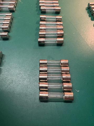 glaszekeringen beschikbaar voor biedingen