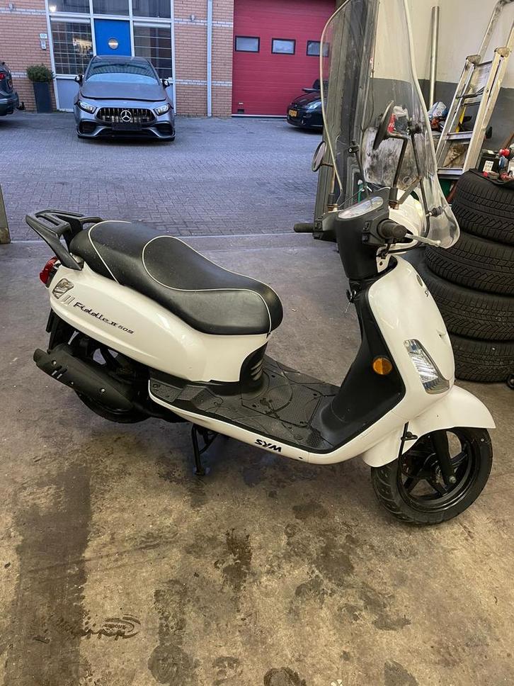 Sym fiddle 2, Fietsen en Brommers, Scooters | SYM, Zo goed als nieuw, Fiddle, Ophalen of Verzenden