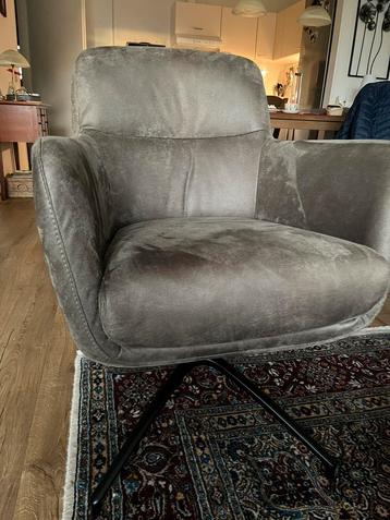 Stoel, draaibare stoel, fauteuil beschikbaar voor biedingen