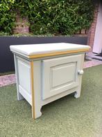 Nachkastje Kaki-groen, Huis en Inrichting, Ophalen, 190 cm of minder, Zo goed als nieuw, Groen