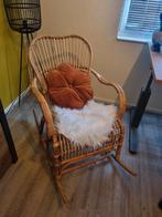 Mooie rieten schommelstoel, Ophalen