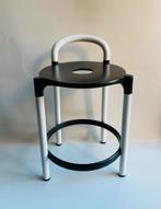 Jaren 80 Kartell barkruk design Anna Castelli Ferrieri, Huis en Inrichting, Barkrukken, Italie, Gebruikt, Met voetsteun, 60 tot 90 cm