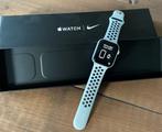 Apple watch 6 Nike 44mm, Sieraden, Tassen en Uiterlijk, Smartwatches, Apple, IOS, Zo goed als nieuw, Hartslag