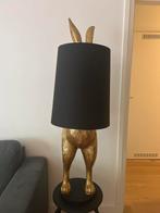 Lamp konijn 115cm hoog, Huis en Inrichting, Lampen | Vloerlampen, Kunststof, 100 tot 150 cm, Ophalen of Verzenden, Zo goed als nieuw