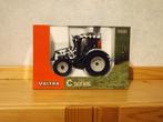 UH Universal Hobbies Valtra C Serie Koe Metalic UH2626, Ophalen of Verzenden, Nieuw, Tractor of Landbouw, Universal Hobbies