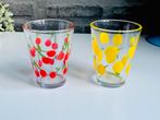 Set van 2 vintage glazen met fruit - Citroen & Kers, Verzamelen, Glas en Borrelglaasjes, Ophalen of Verzenden, Zo goed als nieuw