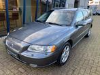 Volvo V70 2.4 Momentum Automaat 170PK, Gebruikt, Zwart, Leder en Stof, 2435 cc