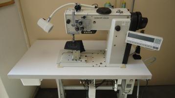 Industrie Durkopp/Adler Zuilnaaimachine 3 V.Transport Volaut beschikbaar voor biedingen
