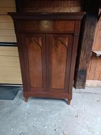 Antieke eiken poortenkast/meidenkast., Antiek en Kunst, Antiek | Meubels | Kasten, Ophalen