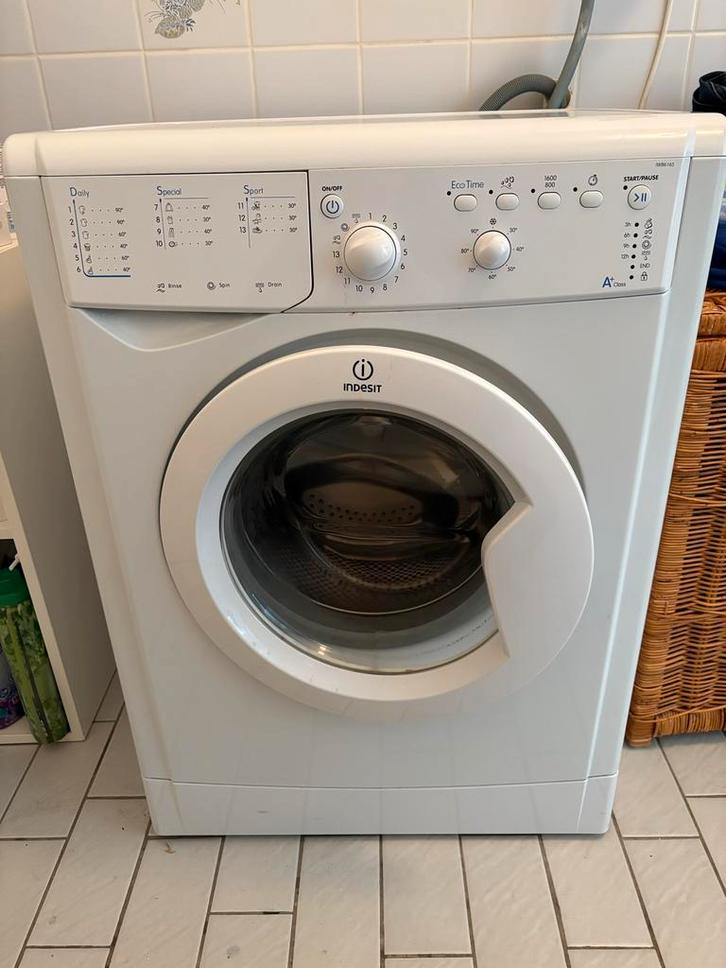 Indesit Wasmachine - Zelf Ophalen, Lage Prijs!, Witgoed en Apparatuur, Wasmachines, Gebruikt, Voorlader, 4 tot 6 kg, 85 tot 90 cm