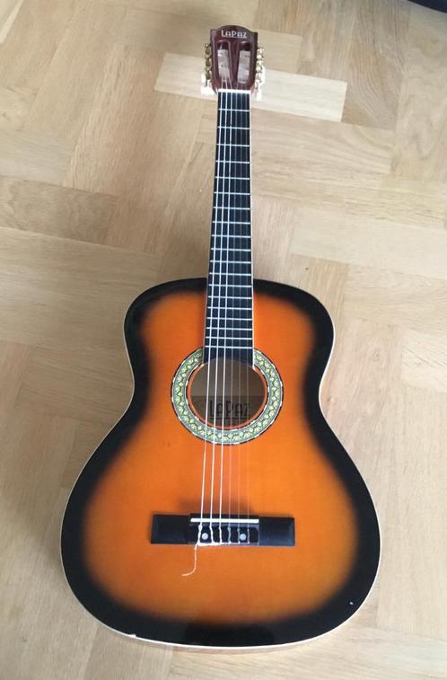 LaPaz klassieke gitaar 3/4 formaat, incl gigbag/hoes, Muziek en Instrumenten, Snaarinstrumenten | Gitaren | Akoestisch, Zo goed als nieuw