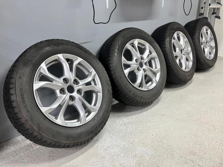 Winterbanden met velgen Mazda CX3, Auto-onderdelen, Banden en Velgen, Banden en Velgen, Winterbanden, 16 inch, 215 mm, Personenwagen