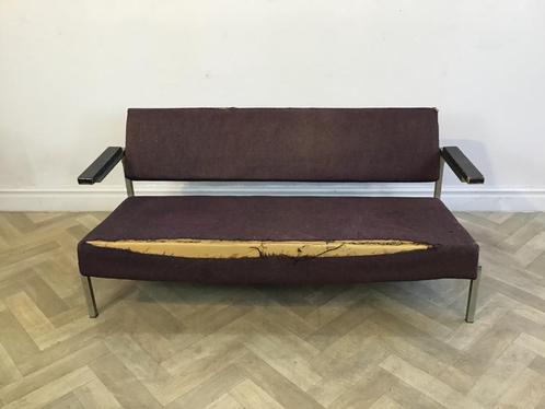 Martin Visser BZ 63 bank van Spectrum(opknapper), Huis en Inrichting, Banken | Bankstellen, Gebruikt, 75 tot 100 cm, Hout, Metaal