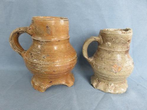Middeleeuwen - steengoed kruiken - ca. 1500 - bodemvondsten, Antiek en Kunst, Antiek | Keramiek en Aardewerk, Ophalen of Verzenden