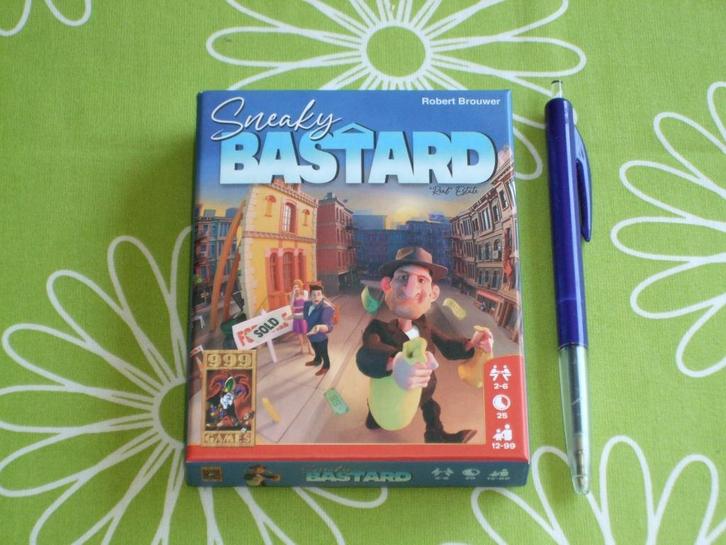 Sneaky Bastard - snel tactisch kaartspel, Hobby en Vrije tijd, Gezelschapsspellen | Kaartspellen, Zo goed als nieuw, Een of twee spelers