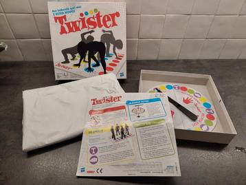 Twister spel in zeer goede staat beschikbaar voor biedingen