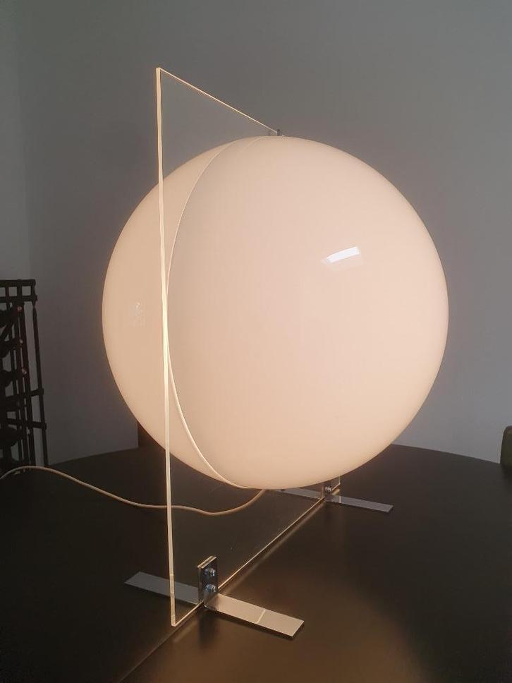 Vintage design plexiglazen bollamp XXL, Raak?, jaren 60, Huis en Inrichting, Lampen | Vloerlampen, Zo goed als nieuw, Minder dan 100 cm