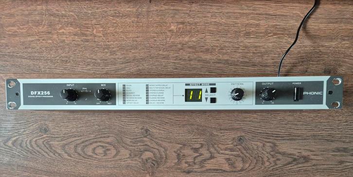 Phonic dfx256 multi-effect, Muziek en Instrumenten, Effecten, Ophalen of Verzenden
