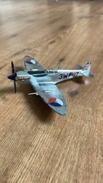 1:72 Spitfire Mk.9 322Sqn schaalmodel KLU luchtmacht gebouwd, Hobby en Vrije tijd, Modelbouw | Vliegtuigen en Helikopters, 1:72 tot 1:144