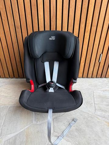 Britax Römer Advansafix M   9mnd-36kg beschikbaar voor biedingen