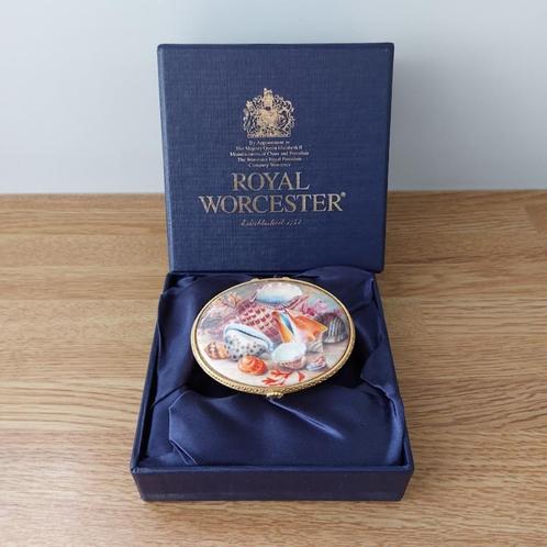 PILLENDOOSJE (China Box) "SEA SHELLS " Royal Worcester, Huis en Inrichting, Woonaccessoires | Overige, Nieuw, Ophalen of Verzenden