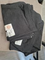 Capri Legging zwart maat 42 nieuw, Kleding | Dames, Leggings, Maillots en Panty's, Legging, Zwart, Nieuw, Maat 40/42 (M)
