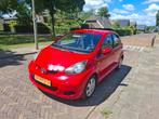 Toyota Aygo 1.0 12V Vvt-i 5DRS 2009 Rood, Auto's, Toyota, Voorwielaandrijving, 4 stoelen, 68 pk, Origineel Nederlands
