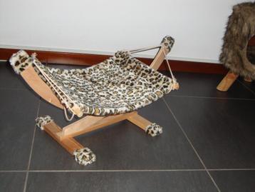 Hangmat voor de kat (en/of poes) beschikbaar voor biedingen