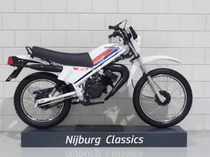 Honda MT 50 Wit Uniek mooi !!!, Fietsen en Brommers, Brommers | Honda, Gebruikt, MT, Maximaal 45 km/u, Ophalen of Verzenden