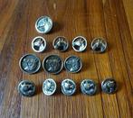 9 metalen knopen met paardenkop., Ophalen of Verzenden, Zo goed als nieuw, Knoop of Knopen