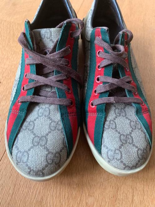 Gucci shoes 37.5, Kleding | Dames, Schoenen, Zo goed als nieuw, Sneakers of Gympen, Bruin, Ophalen of Verzenden