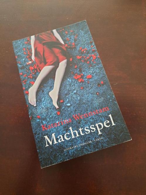 Katarina Wennstam - machtsspel, Boeken, Thrillers, Gelezen, Nederland, Ophalen of Verzenden
